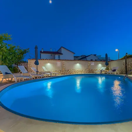 Apartman Livaic Zeljko Pirovac