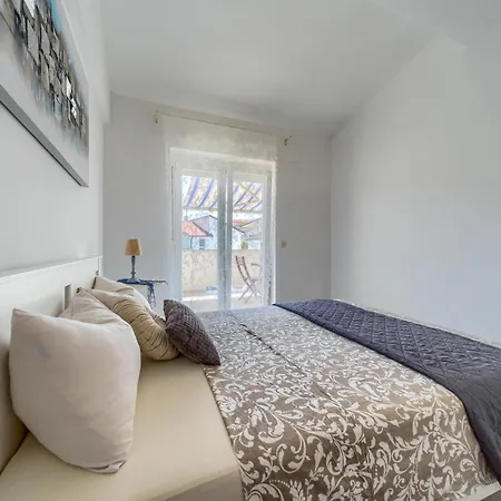 Apartment Livaic Zeljko Pirovac