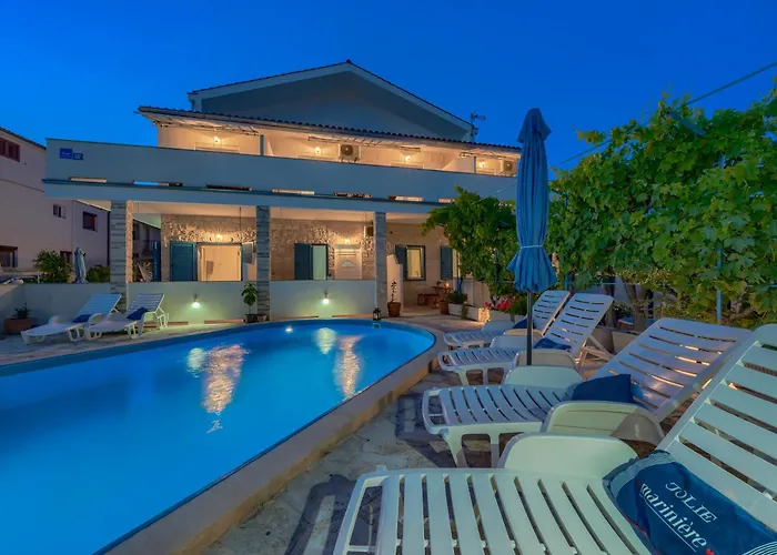 Sentio Mare-apartments Livaic Zeljko * 피로바츠