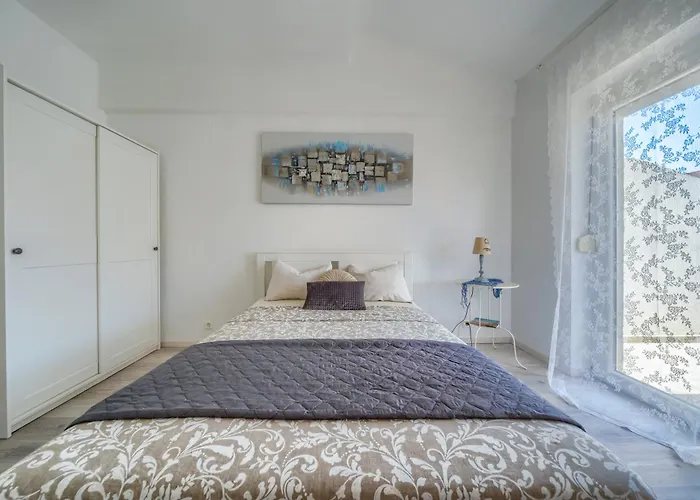 Livaic Zeljko Apartman Pirovac